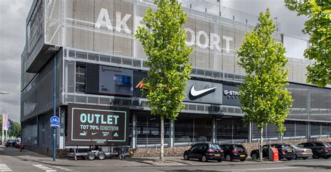 nike outlet osdorp openingstijden|nike shoes amsterdam.